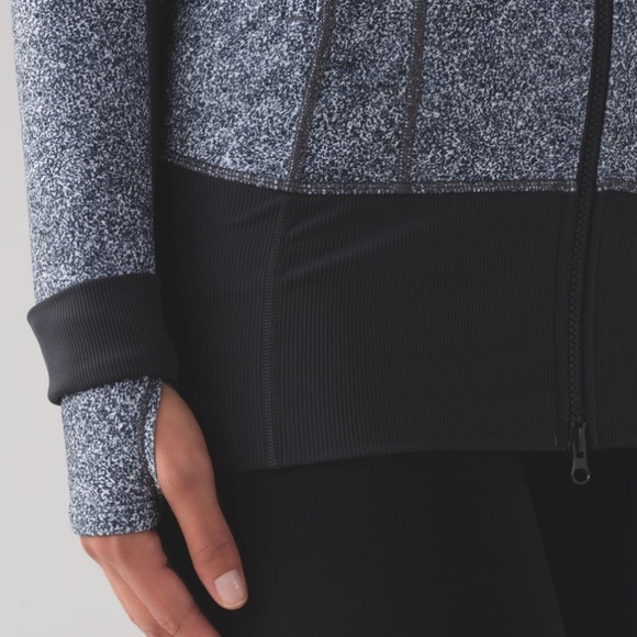 Lululemon Daily Practice Jacket
Rio Mist White Black / Deep Coal - Picture 6 of 16